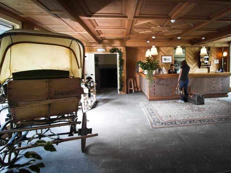 Hotel Rezia Bormio Kültér fotó