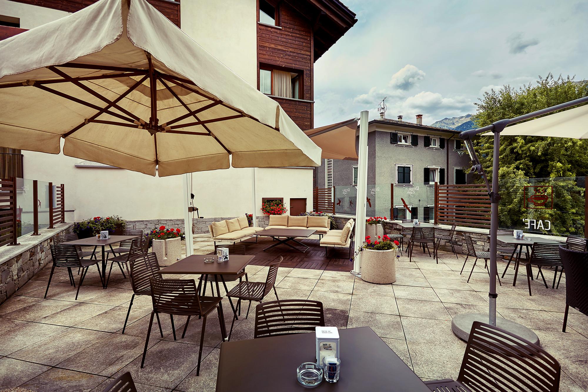 Hotel Rezia Bormio Kültér fotó