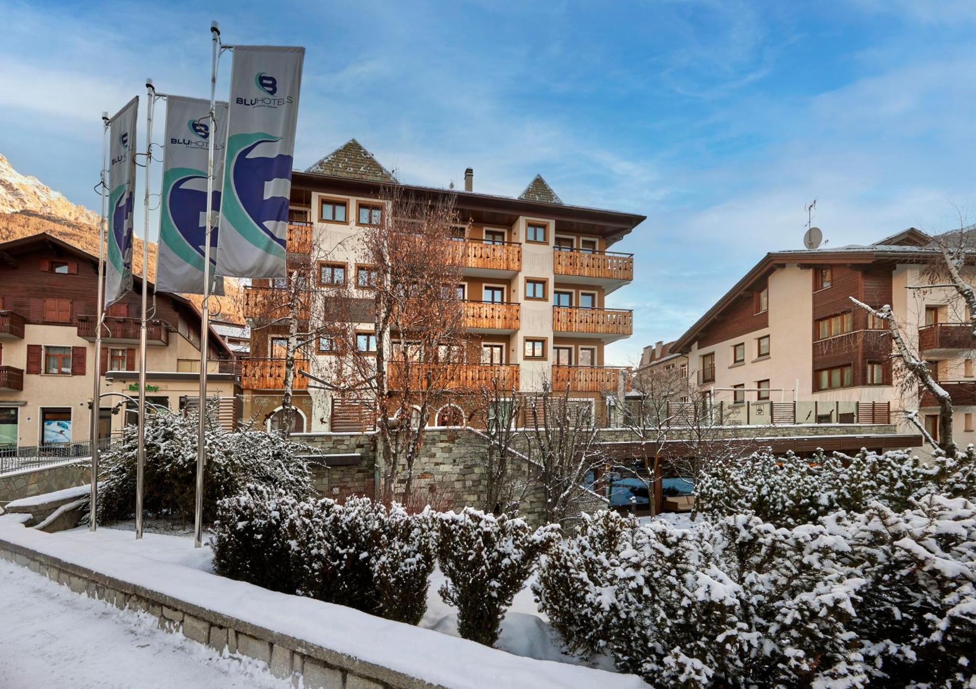 Hotel Rezia Bormio Kültér fotó